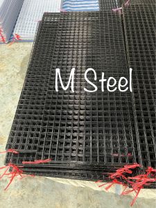 ตะแกรงเหล็กชุบพลาสติก ตะแกรงทำกรงสัตว์เลี้ยง ตะแกรงอเนกประสงค์ ราคาต่อ 1 แผง