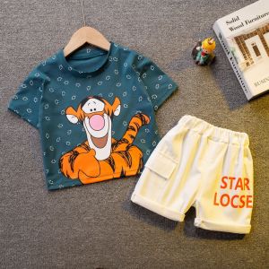 Handsome childrens suit Fashion cartoon short sleeve shorts Cotton comfortable two-piece set