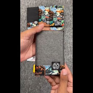 QXZ94 Dompet Pria Kulit Kanvas Print Motif Ukuran Tanggung 3/4 Lipat Kartu Polos Simpel Slim Abu