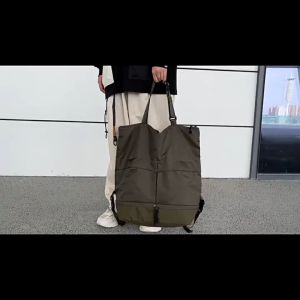 UNIqlo trendy brand backpacks for men and women commuting bags shoulder handbags backpacks large-capacity nylon bags