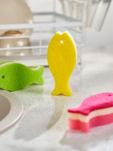Japanese Style Three-Layer Standing Sponge Brush Cup Bowl Dishwashing Sponge Cute Fish Design Household Cleaning Tool
