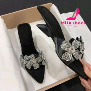 Milk shoes -( Hàng Mới) Guốc Nữ Xuồng Khuyết Cao 5cm Quai Meca 3 Bông Hoa Sáng Lấp Lánh Đế Chống Trơn Trượt.