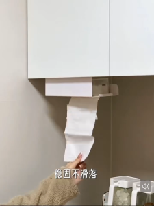 KITCHEN HANGING TISSUE BOX