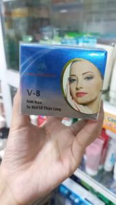 Kem nám se khít lỗ chân lông V8 Ngọc Trai Đen - Sữa Ong Chúa NHẬT VIỆT 8g