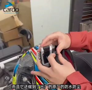 Power Bank Cardo Pack Talk & BackUp Battery Bold Black: Aksesoris Ponsel Handal