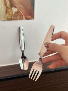 Thìa Đũa Bằng Thép Không Gỉ Dày Cho Trẻ Em Cầm Tay Rộng Dùng Để Ăn Tráng Miệng Salad Trái Cây Thiết Kế Thanh Lịch Tiện Lợi