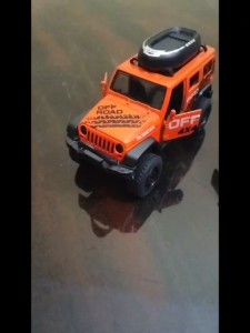 KOLEKSI DAN MAINAN MINIATUR DIECAST JEEP SCALA 1:32 BODY METAL PULLBACKBUKA 2 PINTU