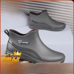 Mens Rain Boots Summer New Kitchen Anti-slip Waterproof Chef Shoes Work Labor Protection Outdoor Fishing Shoes Water Shoes