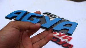 EKSTERIOR VARIASI MOBIL TULISAN EMBLEM AGYA 3 DIMENSI TIMBUL