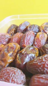 Kurma Medjool Super 1kg / Kurma Jumbo / Oleh-oleh Haji dan Umroh