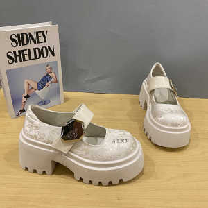 New Chinese Style Thick Bottom Mary Jane Loafers Womens Summer 2024 Embroidered Print JK Short Size Increase Fashion Single Shoes