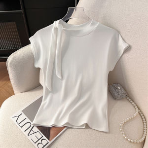 เสื้อยืดแขนสั้นผู้หญิงทรงเข้ารูปคอกลมคอกลมฤดูร้อนเสื้อผ้าทํางานลําลองพร้อมรายละเอียดแบบผูกเชือก