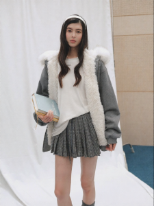 La lune Du ciel | Áo Khoác Len Bông Hoodie Phong Cách Lười Có Cổ Lông Giả