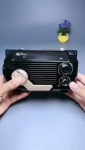 Radio Hand Crank Power Generation Solar Charging Plastic Three-Band Bluetooth Card MP3 Multifunction Play Radio