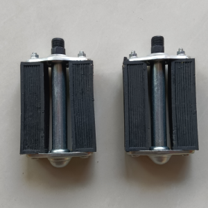 Vintage 26/28 Bike Pedal Double Ball Bearings