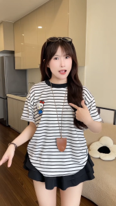 Áo Thun Nữ Sọc Ngang Hello Kitty Form Ôm Co Giãn – Basic Dễ Phối