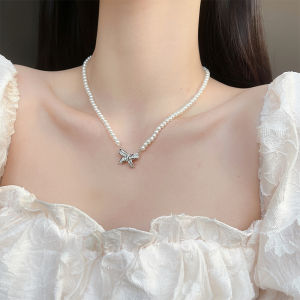 สร้อยคอรูปผีเสื้อปมมุก Unbeaten สำหรับผู้หญิง 2025 ใหม่ หรูหรา น้ำหนักเบา โซ่กระดูกไหปลาร้า โซ่คอสไตล์ฝรั่งเศส โซ่คอสุดหรู