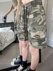 กางเกงขาสั้นทรงตรงลายพรางแบบลำลองสำหรับฤดูร้อนสำหรับทั้งชายและหญิง กางเกงขายาวห้าส่วนแบบหลวมๆ ดีไซน์กระเป๋า
