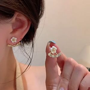 FXG Anting Wanita Korea Model Bunga Mutiara Elegan – Anting Cantik Kekinian ANT01