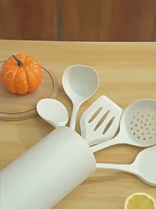 Silicone Spatula Non Stick Pan Heat-resistant Household Stir Fry Spoon Food Grade Kitchenware Set