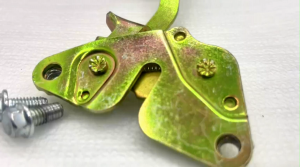 SEAT LOCK CATCH DREAM110 SEAT CATCH ASSY DREAM 110 FREE SCREW BOLT SET HONDA