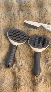 SOAR Pet one-button hair removal comb shape automatic hair removal grooming dog and cat grooming brush