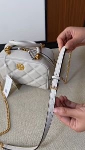 Small Xiangfeng Ring-lattice chain box bag womens 2025 high-grade leather hand bill shoulder crossbody bag