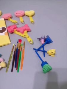 เซ็ต Artist ตัวน้อย 30 ชิ้น เซ๊ทอูปกรณ์ศิลปะ (TOY166)