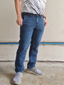 MEDIA JEANS กางเกงยีนส์ผู้ชาย ทรงกระบอก BASIC กระเป๋าเฉียง ผ้าไม่ยืด สีเข้ม (SN: M802/1)