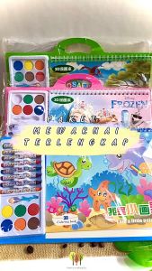 Paket Mewarnai Coloring Krayon Book ZJ-109: Kado Ulang Tahun yang Menghibur