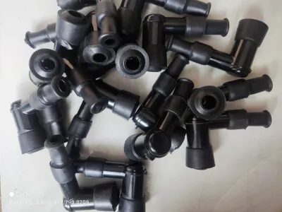 Nắp chụp bugi động cơ honda gx120 gx160 gx200 gx270 gx390 gx460