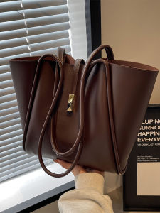 Elegant Large Capacity Womens Shoulder Bag 2025 New Spring Summer Mermaid Tote Bag Fashionable Commuting Bag Canvas Material Lock Buckle Closure Casual Scene