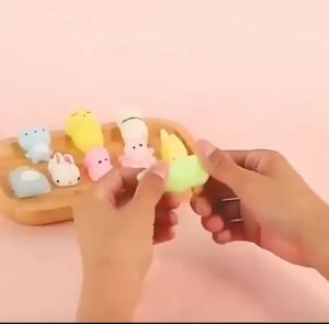RS Squishy Mini Murah Mainan Sensorik Anti Stress Mochi HP Mainan Karet Binatang Mainan tarik tekan T041