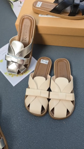 Dép Sandal Nữ Phong Cách Hàn Quốc Mũi Tròn Phối Nơ Da Mềm Đế Bằng