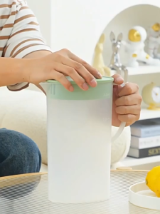 [🇵🇭 Stock&COD] 4L Large Capacity Water Bottle For Refrigerator Water drink Bucket Kettle Plastic Cold Water Kettle