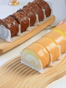 100 Lembar Baking Paper Kecil / Baking Paper Lembar Kecil  / Kertas Alas Bolu Gulung / Alas Kue Potong / Kertas Alas Kue Roll