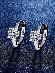 Four Claw Moissanite Diamond Womens Earrings Luxury Sensation Allergy Free Gift for Girlfriend out French Style Silver Jewelry