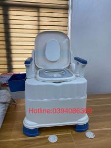 Ghế Bô Vệ Sinh Di Động Dành Cho Người Già
