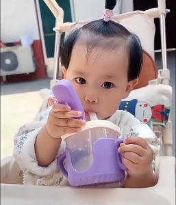 Sippy Cup ​For Toddler Childrens Silicone Straw Cup With Handle Baby Cup Children Drinking Bottle Drop-Proof Kids Cartoon Cup