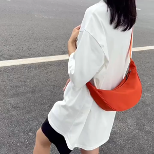 Women Crossbody Dumpling Sling Bag Shoulder Light Weight Chest Messenger Handbag Hobo Style Simple