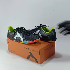 Meru-sepatu futsal cowok sepatu futsal ortuseight jogosala rampage v2 putih hitam army foto realpict