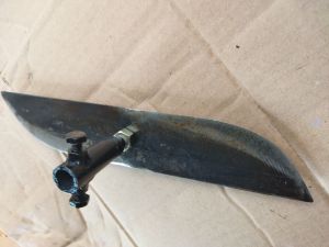 MATA PISAU CACAH RUMPUT DILENGKAPI AS SAMBUNG DINAMO