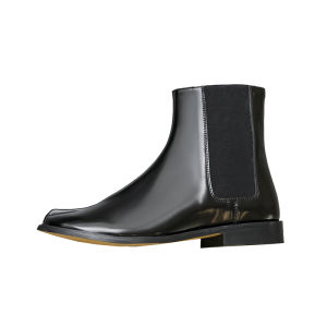Stylish Square Toe Chelsea Boot Tabi-Toe Design