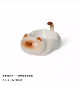 Cute Ceramic Ashtray Living Room Office Home Use with Lid Anti-Dust Personalized High Aesthetic Decorative Ornament