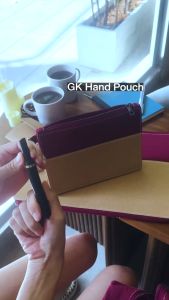 กระเป๋าถือ คลัช กระเป๋าเครื่องสำอางค์ กระเป๋าพกพา