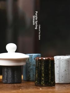 Creative Jingdezhen Porcelain Tea Tray Creative Kiln-fired Lid Tea Pet Tea Bowl Clip Tea Coaster Practical Tea Accessories