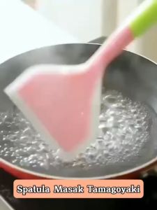 Spatula Masak Tamagoyaki Silicone: Alat Masak Multifungsi Tahan Panas