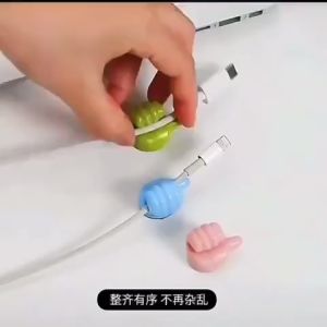 Klip Holder Kabel Model Jempol Kait Gantung Tempel Dinding Per 5pcs Organizer Mobil Rumah Perapih Kabel Charger Multifungsi Murah