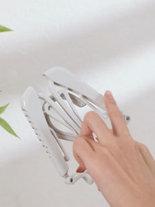 🔥 Bundle of 2 / 3🔥Imakara Travel foldable Cloth Hanger 🔥 Simple and easy to pack