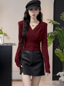 Korean Style V-Neck Long Sleeve T-Shirt Womens Fashionable Short Style Base Layer Shirt Autumn Winter New Arrival Versatile